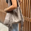 685 - Thumbnail Image 2