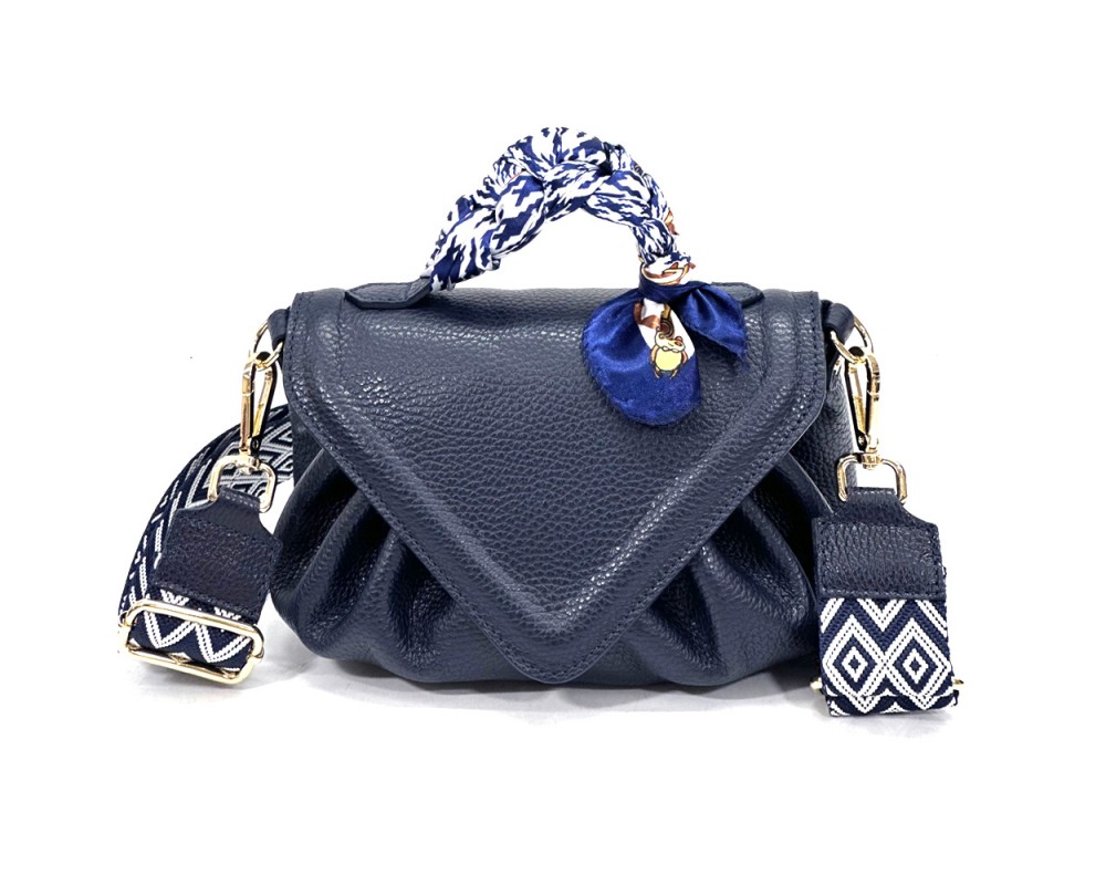 Linda leather handbag โ 980
