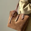 Borsa in pelle scamosciata โ 631-camoscio