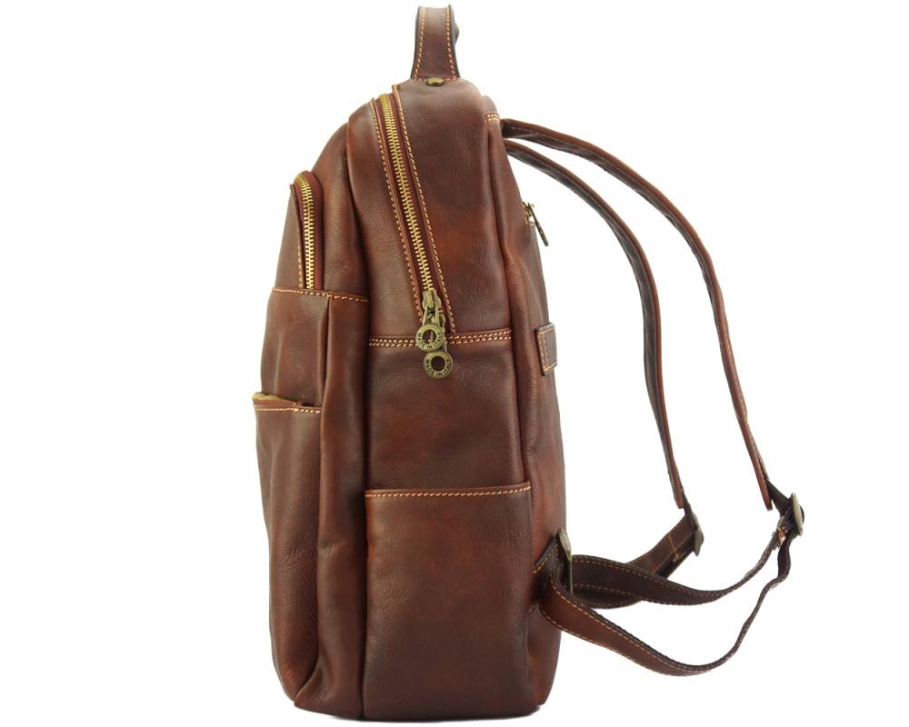 Charlie backpack in cow leather โ 7557
