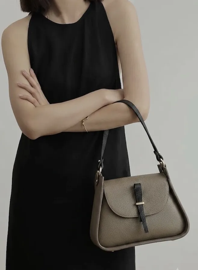 Lorenza Italian Cow Leather Shoulder Bag โ DO-B0104