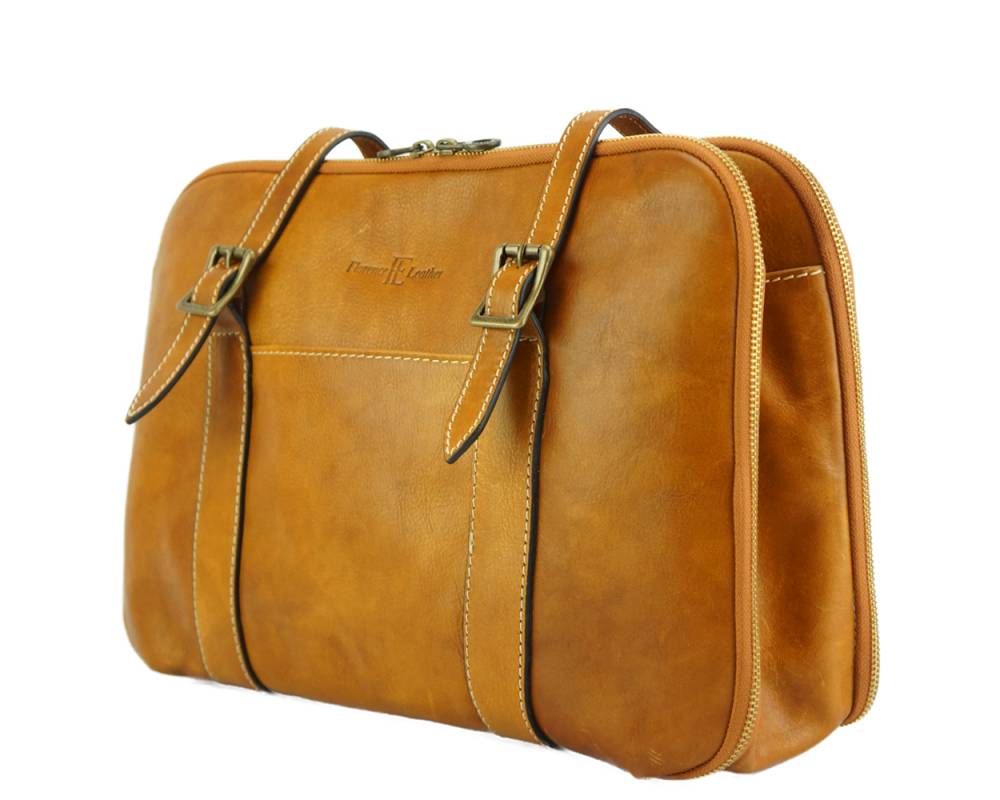 Iรฉna Shoulder tote in natural cowhide trim โ 7555