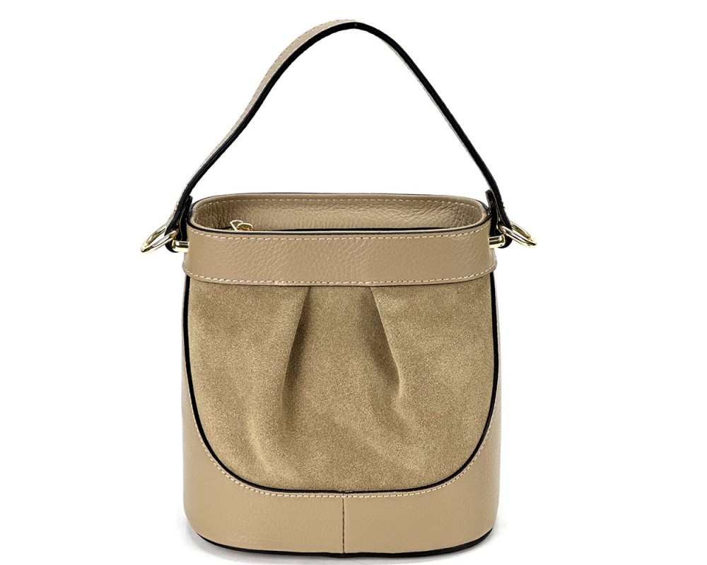 Marina Leather Bucket Bag โ 670